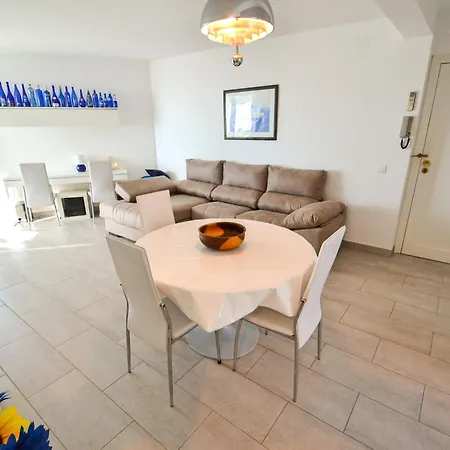 Formentor By Interhome Салоу